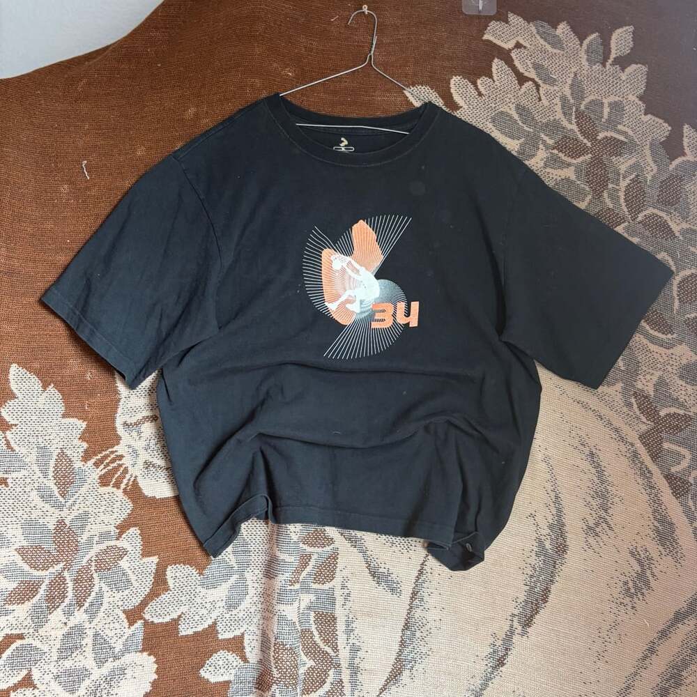 And1 T-shirt black graphic 34